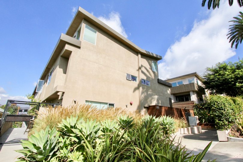 Monroe Heights Silver Lake CA